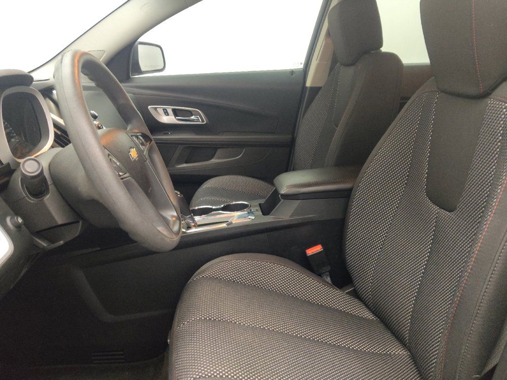 Used 2017 Chevrolet Equinox LS FWD image 17