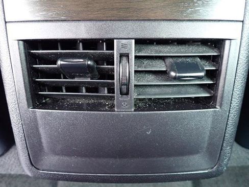 Certified 2018 Toyota Avalon XLE image 18