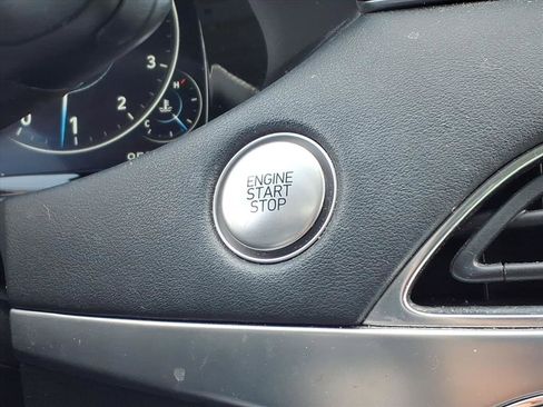 Used 2021 Hyundai Palisade Limited image 17