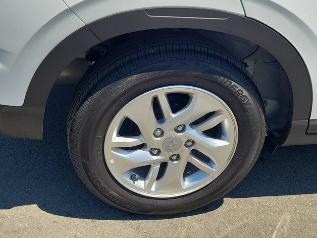 Certified 2026 Hyundai Venue SE FWD image 27