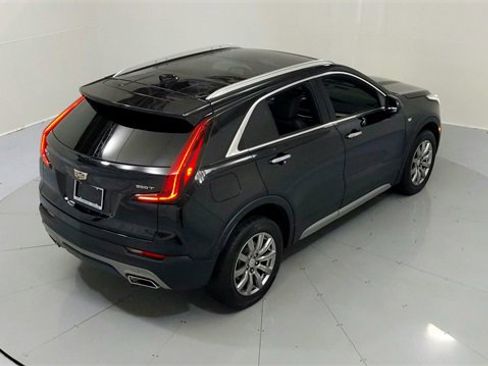 Used 2020 Cadillac XT4 Premium Luxury image 17