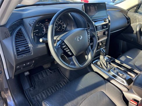 Used 2022 INFINITI QX80 Luxe w/ All-Season Package image 13