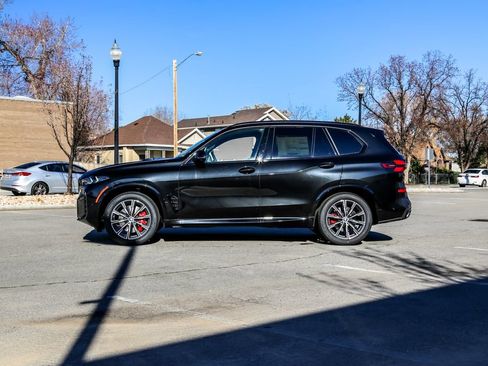 New 2026 BMW X5 xDrive40i w/ M Sport Package image 2