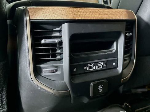 Used 2024 RAM 3500 Limited image 13