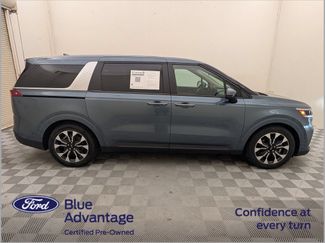 Used 2024 Kia Carnival EX FWD video 2
