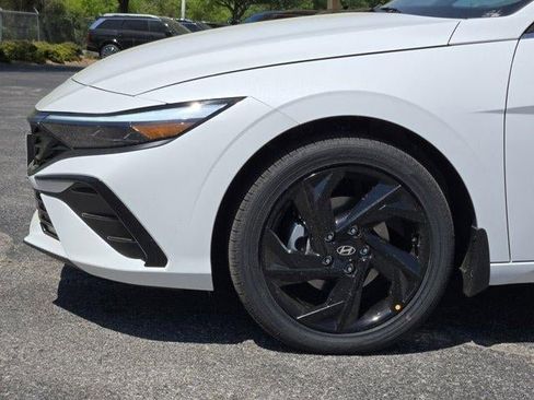 New 2026 Hyundai Elantra SEL Sport Premium FWD image 5