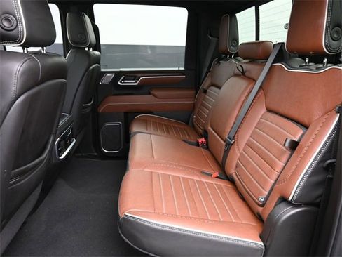 Certified 2025 GMC Sierra 2500 Denali Ultimate image 11