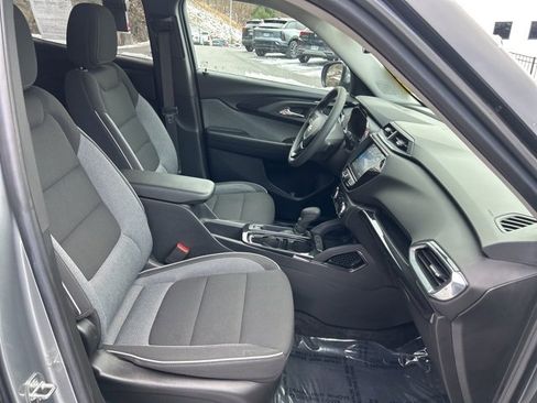 Used 2023 Chevrolet TrailBlazer LT w/ Convenience Package image 7