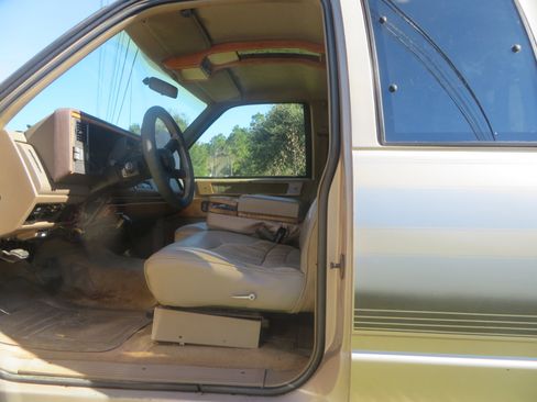 Used 1993 Chevrolet Silverado 3500 2WD Extended Cab image 11