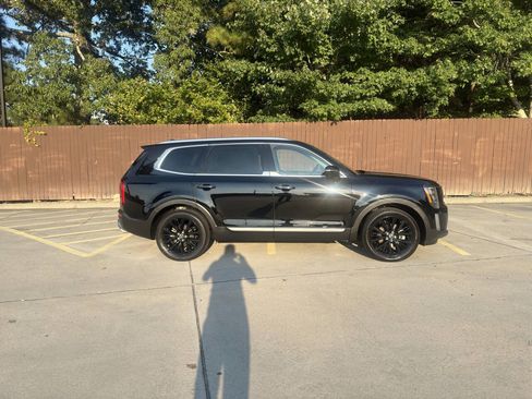 Used 2021 Kia Telluride SX image 15