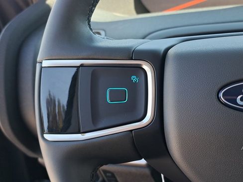 New 2026 Ford Expedition Active image 25