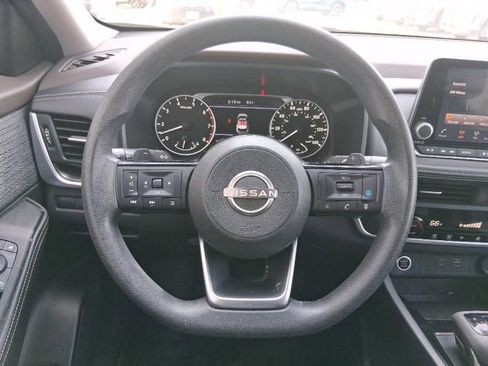 Certified 2023 Nissan Rogue SV image 10