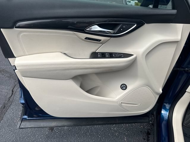 Used 2023 Buick Envision Essence AWD/4WD image 12