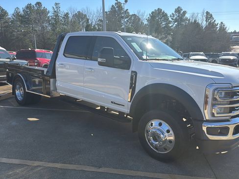 New 2026 Ford F550 4x4 Crew Cab image 2