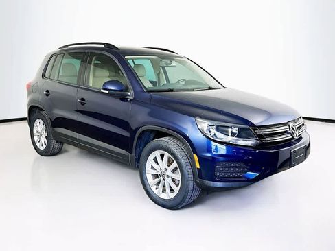 Used 2015 Volkswagen Tiguan SE image 23