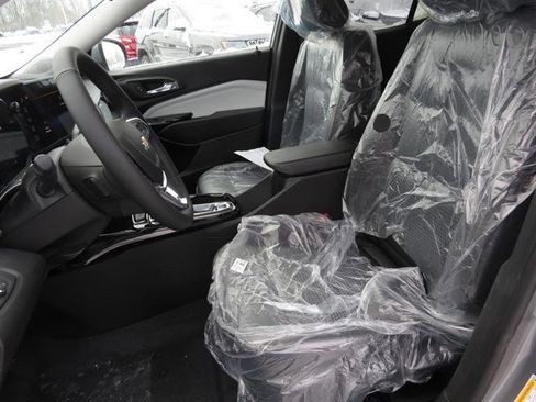 New 2026 Chevrolet Trax LT w/ Driver Confidence Package image 17