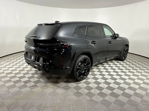 Used 2025 BMW XM image 4