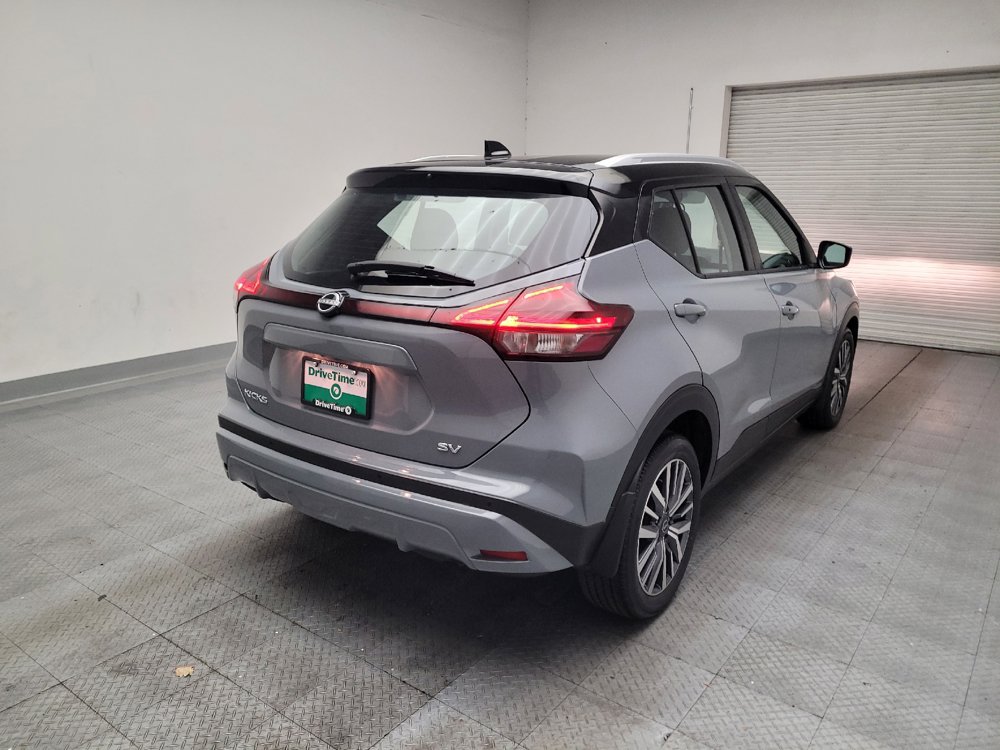 Used 2023 Nissan Kicks SV FWD image 9