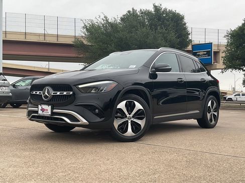 Used 2025 Mercedes-Benz GLA 250 image 2