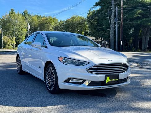 Used 2017 Ford Fusion Energi Titanium FWD image 1