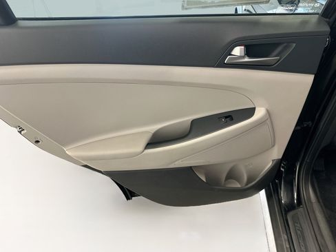 Used 2017 Hyundai Tucson SE w/ SE Popular Package 02 AWD/4WD image 26