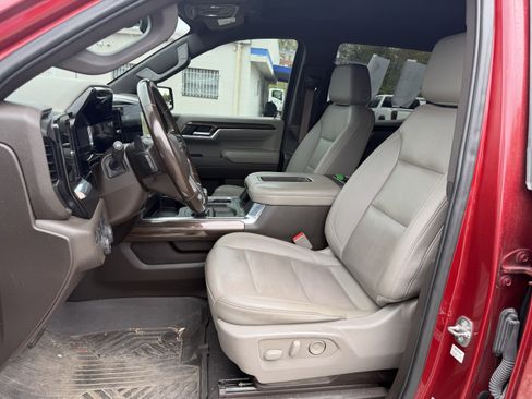 Used 2022 Chevrolet Silverado 1500 LT Trail Boss w/ LT Trail Boss Premium Package image 12