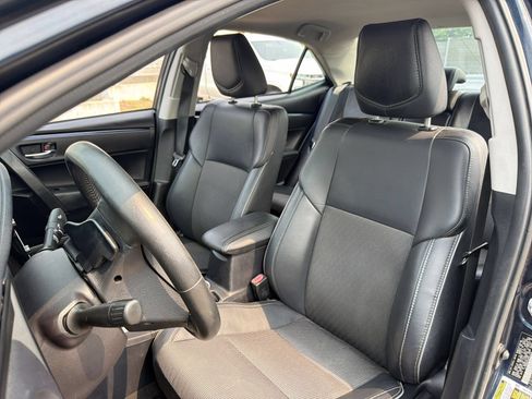 Used 2017 Toyota Corolla SE w/ Carpet Mat Package (TMS) FWD image 17