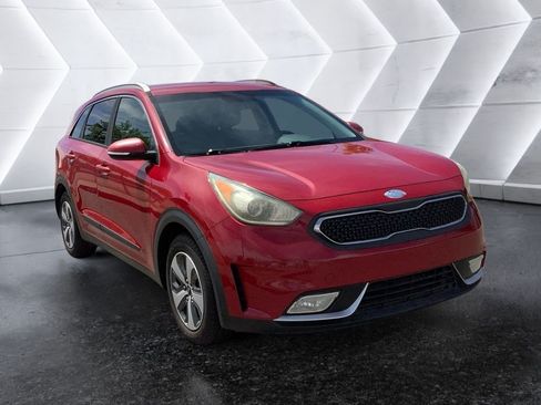 Used 2018 Kia Niro EX FWD image 1