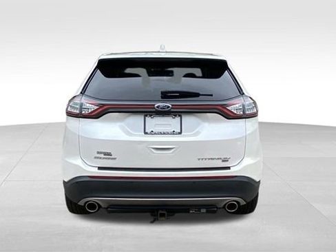 Used 2018 Ford Edge Titanium w/ Equipment Group 301A AWD/4WD image 7