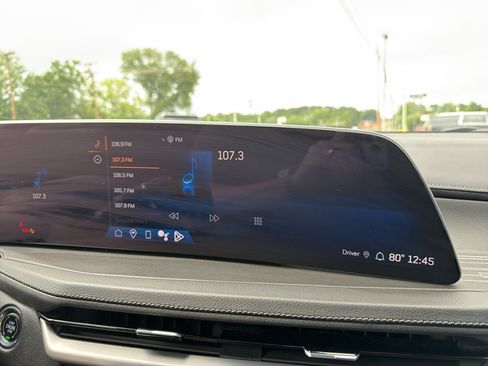Used 2024 Cadillac XT4 Premium Luxury FWD image 29