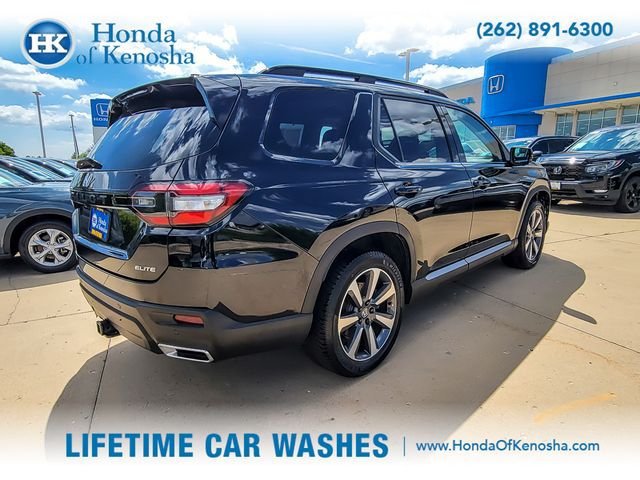 Used 2023 Honda Pilot Elite image 5