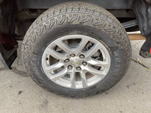 Used 2020 Chevrolet Silverado 1500 LT w/ All-Star Edition image 30