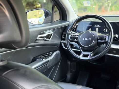 Used 2023 Kia Sportage EX FWD image 36