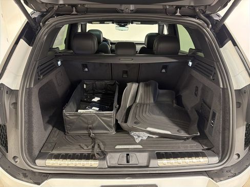 New 2025 Land Rover Range Rover Sport Dynamic SE image 28