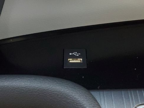 New 2025 Toyota Sienna XLE image 27