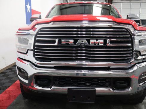 Used 2022 RAM 2500 Laramie AWD/4WD image 4