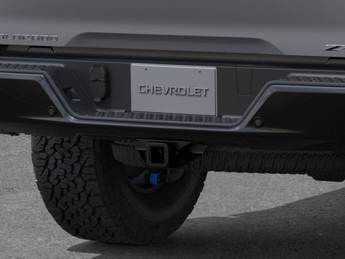 New 2026 Chevrolet Colorado ZR2 w/ Technology Package AWD/4WD image 14