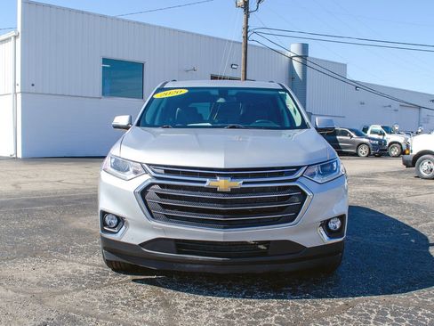 Used 2020 Chevrolet Traverse LT image 11
