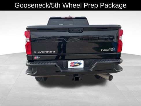 Certified 2024 Chevrolet Silverado 2500 High Country w/ High Country Premium Package image 7