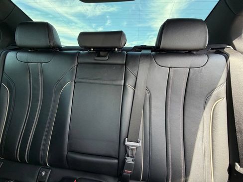Used 2019 BMW 530i w/ Convenience Package RWD image 7