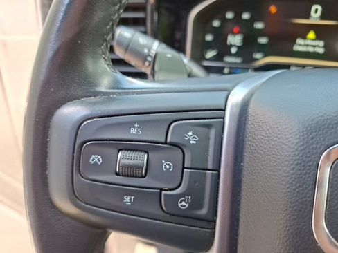 Used 2022 GMC Sierra 1500 SLT w/ SLT Premium Plus Package AWD/4WD image 19