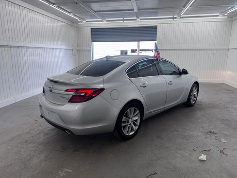 Used 2016 Buick Regal Premium image 5