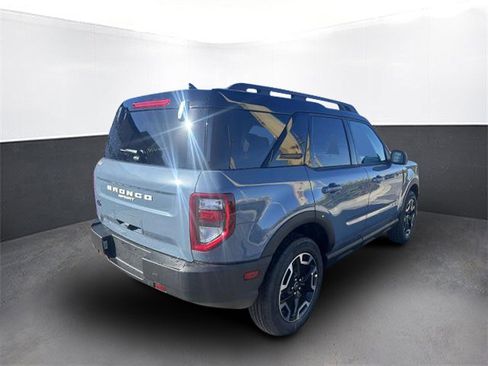 Used 2024 Ford Bronco Sport Outer Banks w/ Tech Package image 6