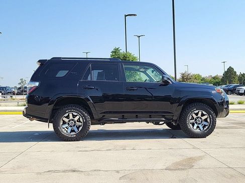 Used 2023 Toyota 4Runner TRD Off-Road AWD/4WD image 9