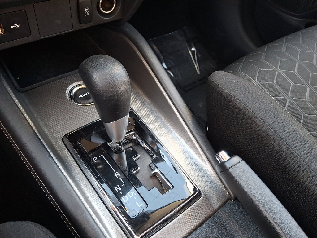 Used 2025 Mitsubishi Outlander Sport ES AWD/4WD image 30