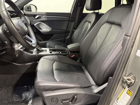 Used 2025 Audi Q3 2.0T Premium image 15