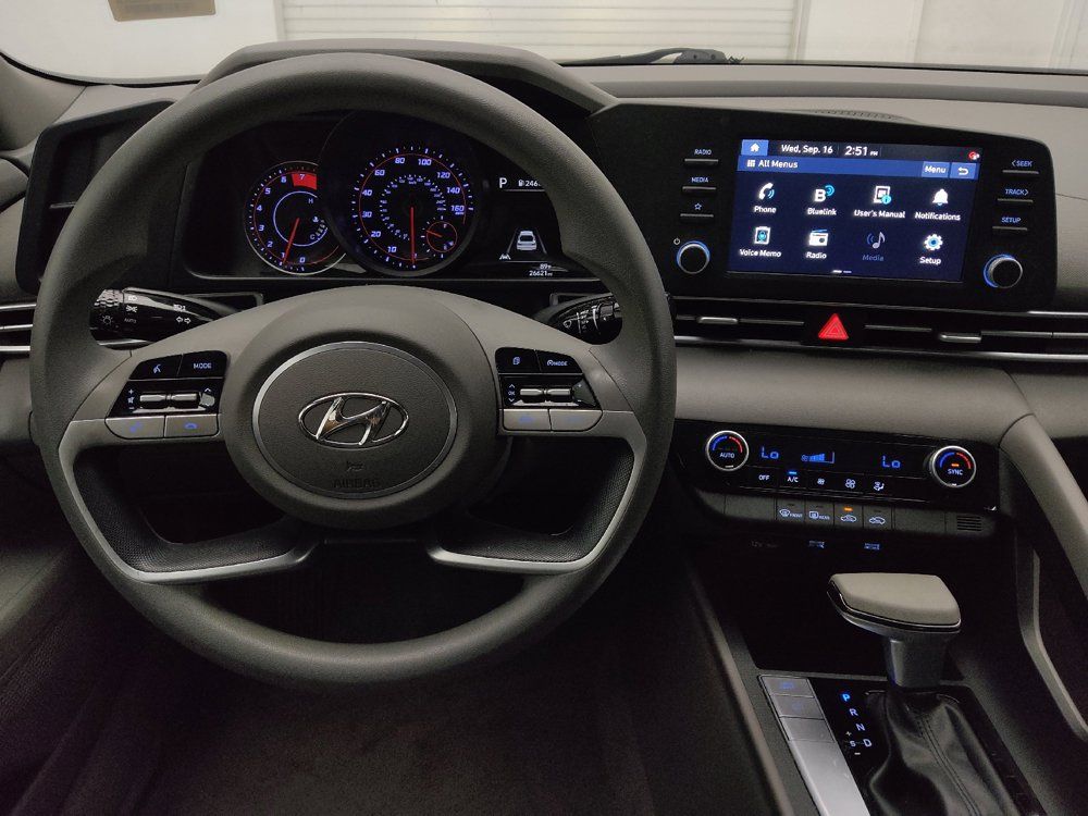 Used 2023 Hyundai Elantra SEL FWD image 22