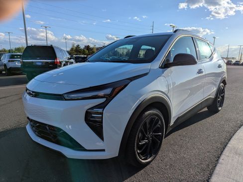 New 2027 Chevrolet Bolt RS FWD image 5