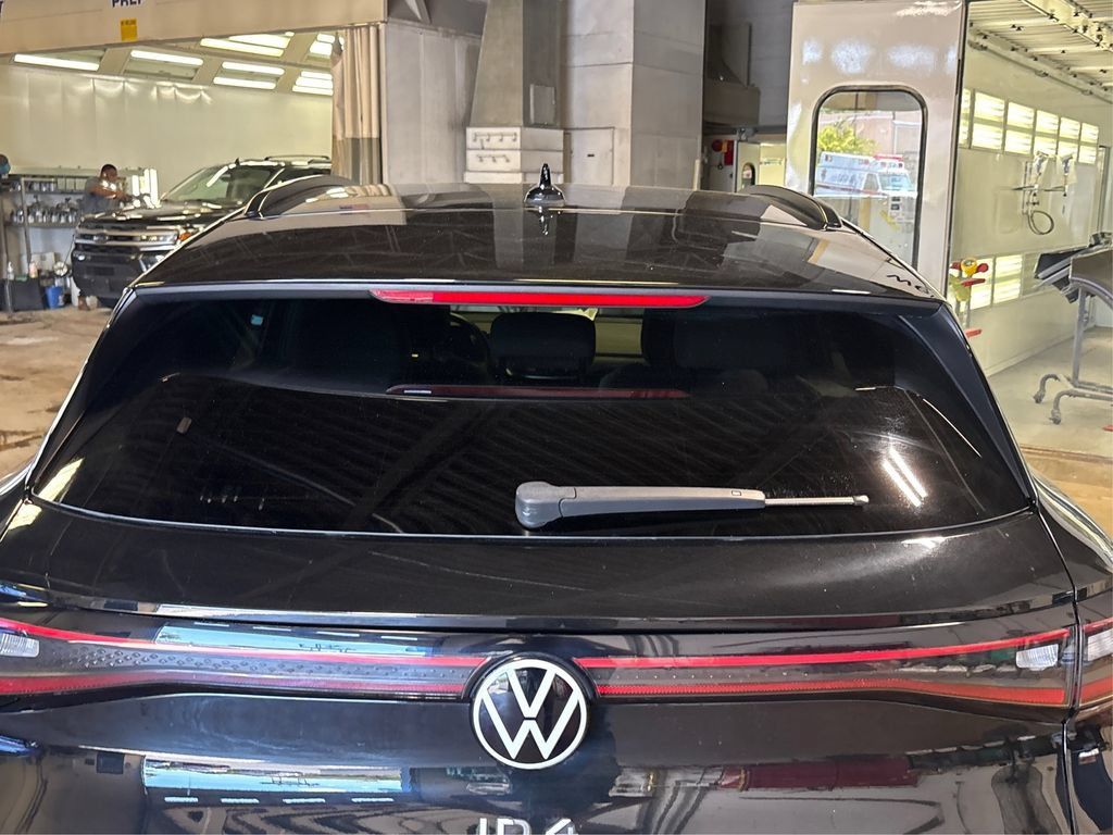 Used 2021 Volkswagen ID.4 Pro RWD image 17