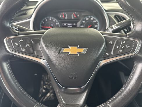 Used 2021 Chevrolet Malibu RS image 30